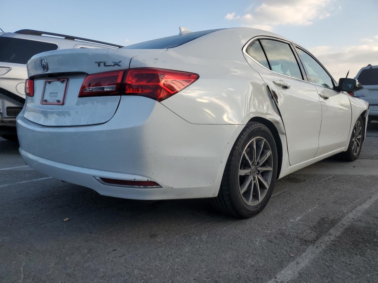 2018 Acura TLX - Image 3