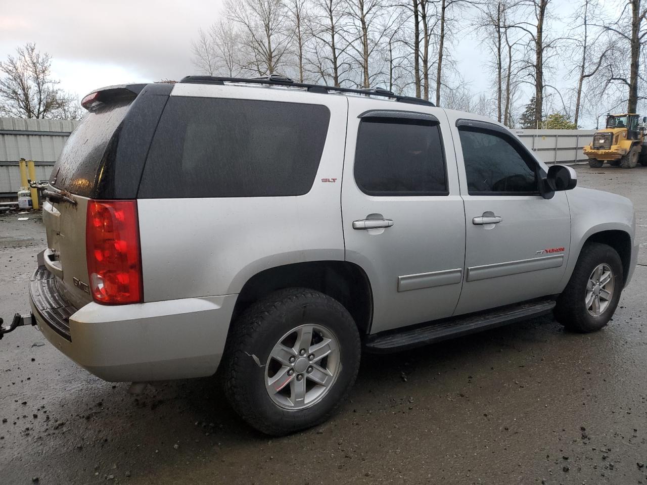 VIN 1GKS2CE0XER185985 2014 GMC YUKON no.3