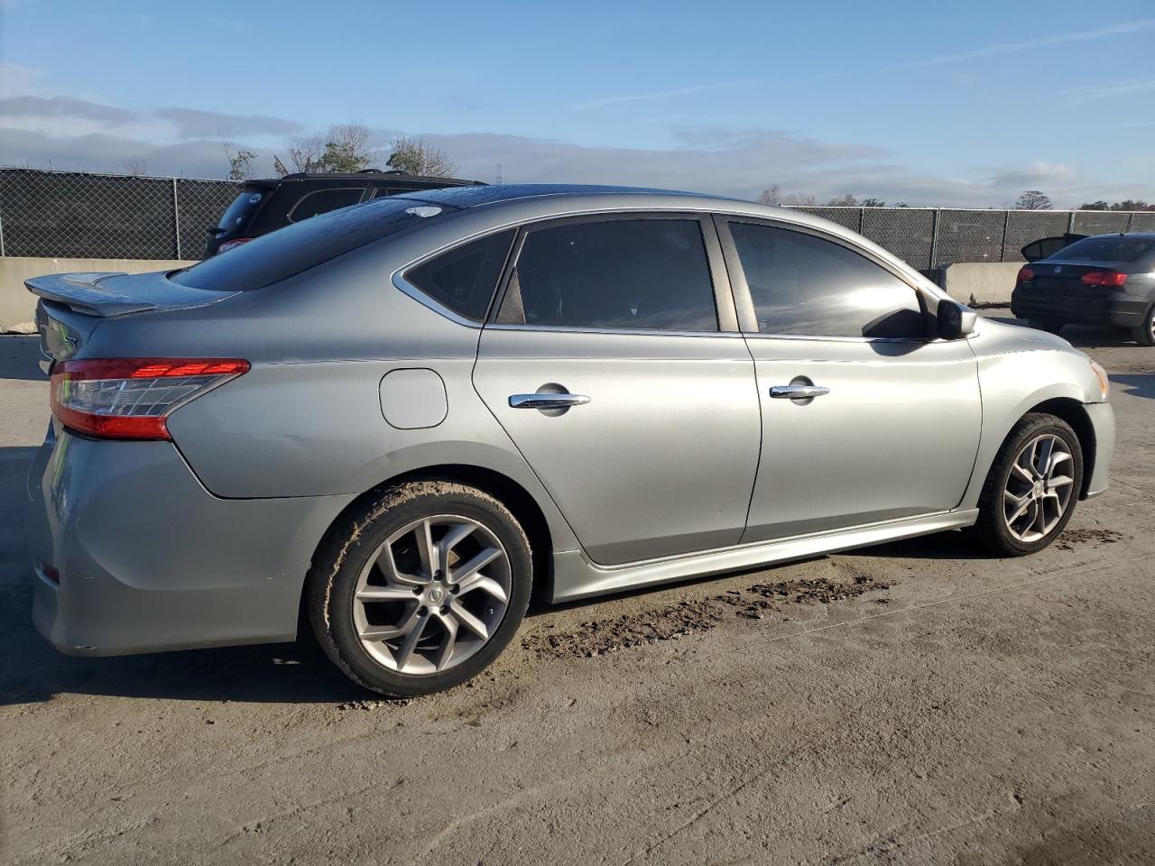 2014 Nissan Sentra - Image 3