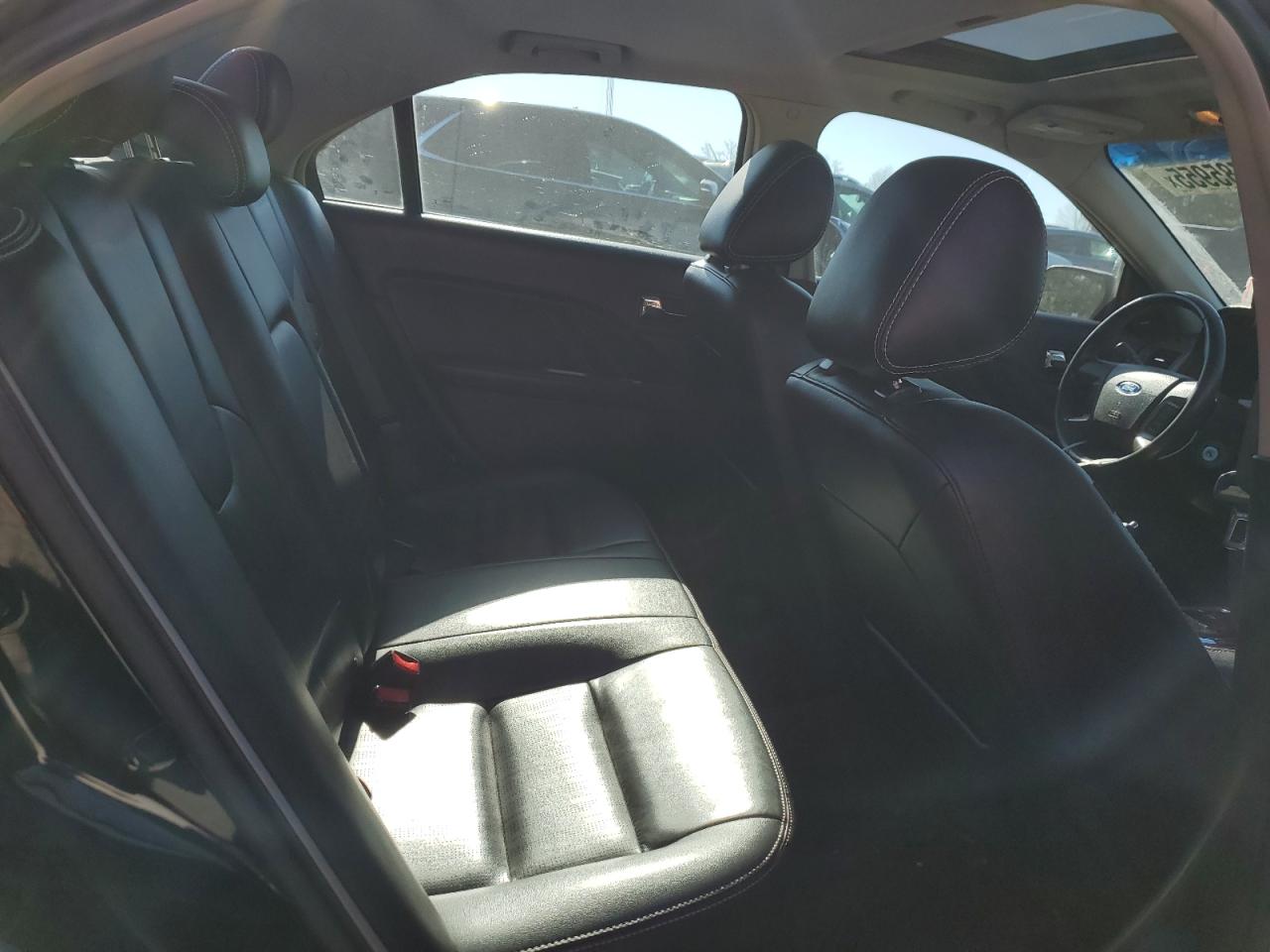2012 Ford Fusion - Image 10