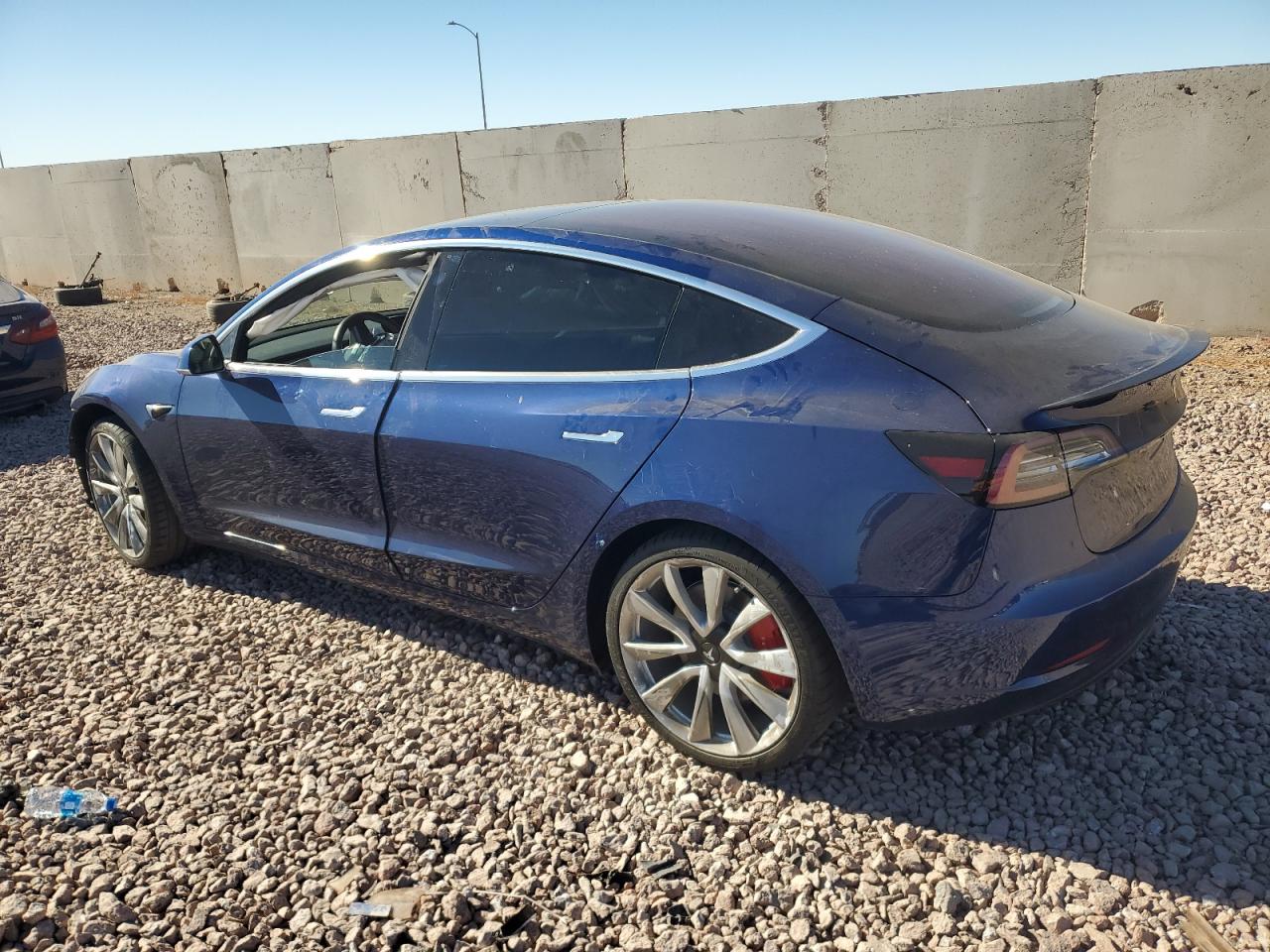 5YJ3E1EB2KF231386 2019 TESLA MODEL 3 - Image 2