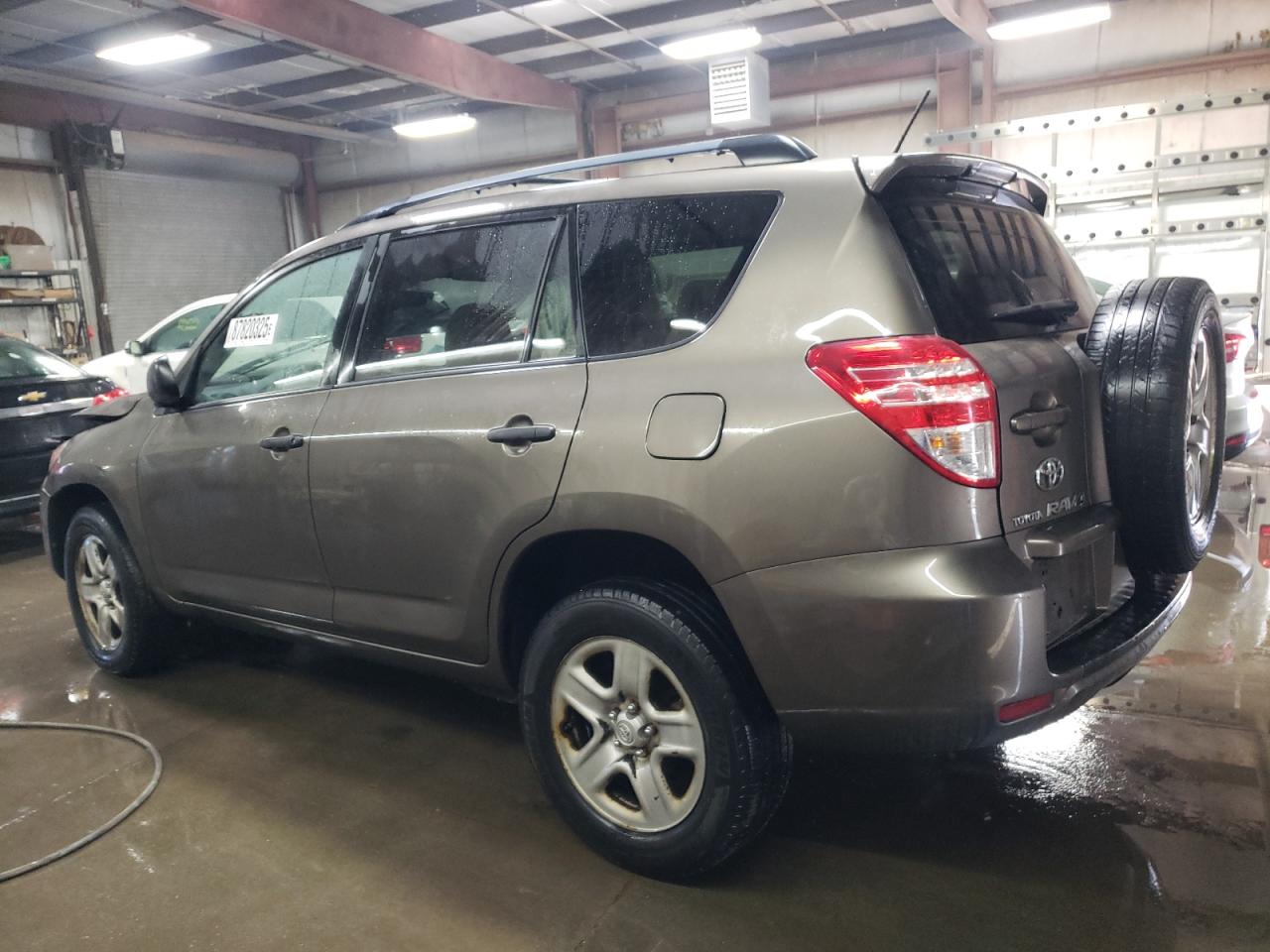 2009 Toyota RAV 4 - Image 2
