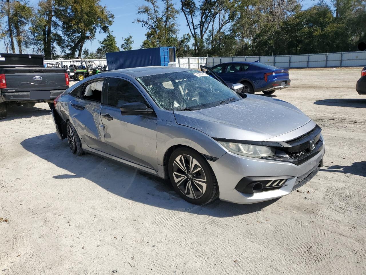 2016 Honda Civic - Image 4