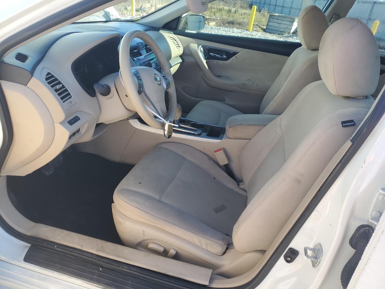2014 Nissan Altima - Image 7