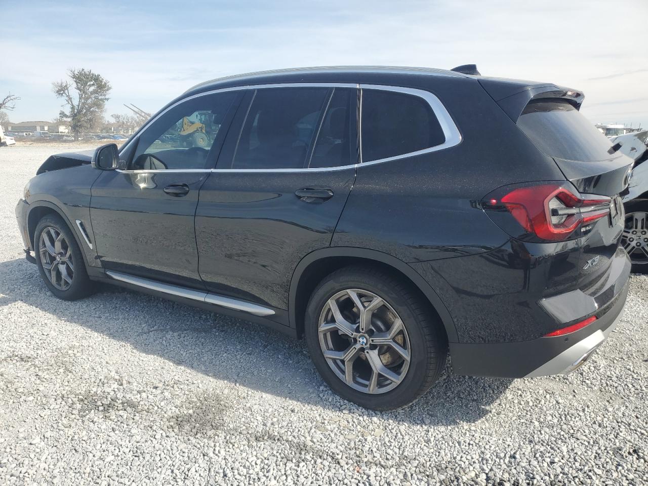 2022 BMW X3 - Image 2