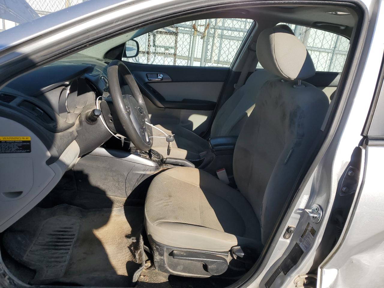 2013 Kia Forte - Image 7