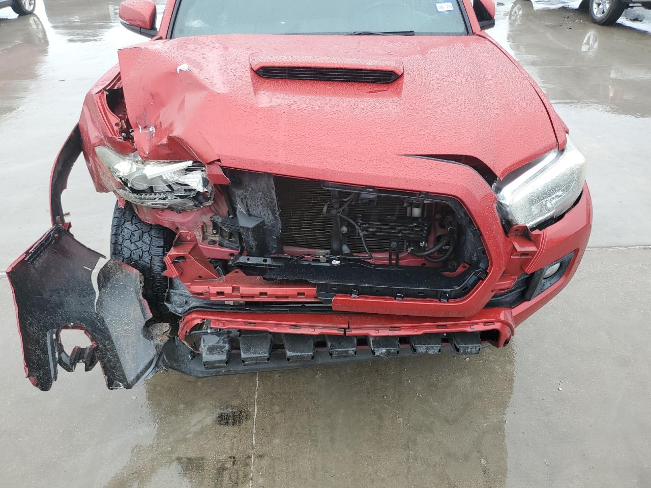 2017 Toyota Tacoma - Image 12