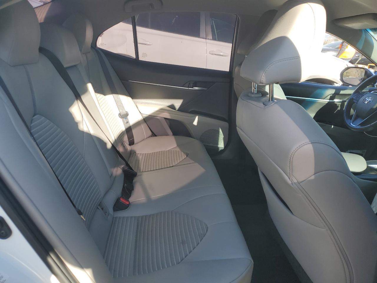 2018 Toyota Camry - Image 10