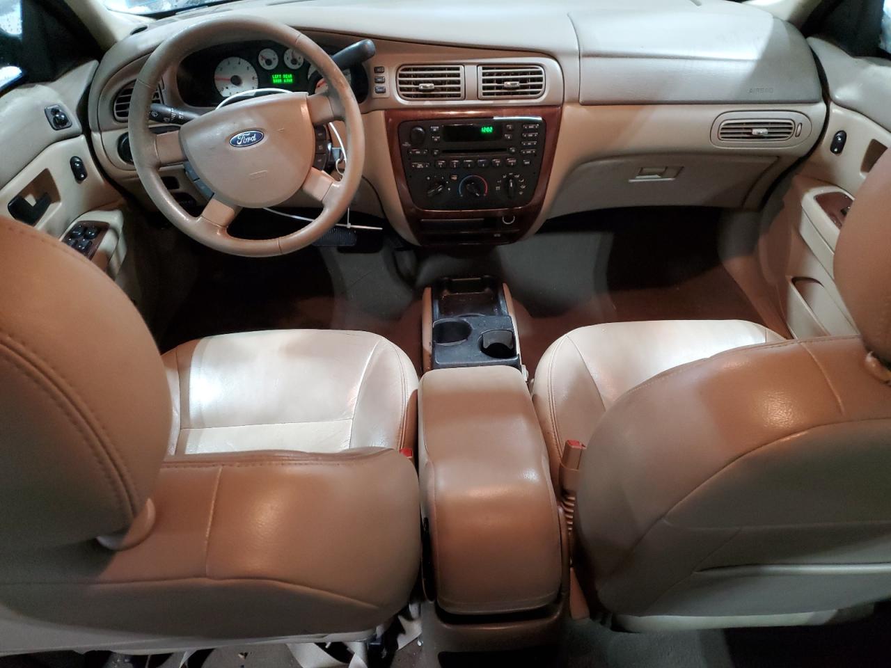 2005 Ford Taurus - Image 8