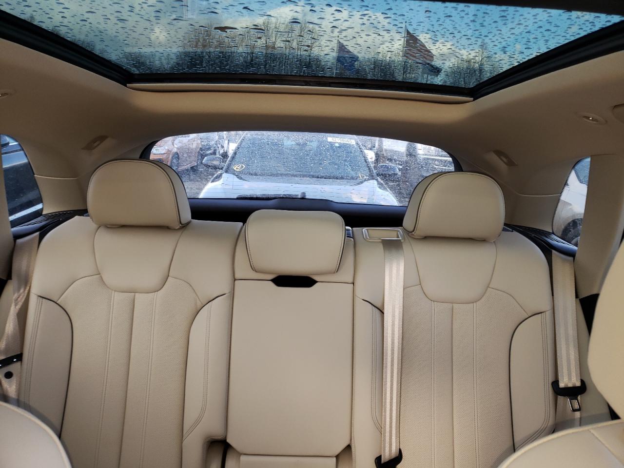 2024 Audi Q5 - Image 10
