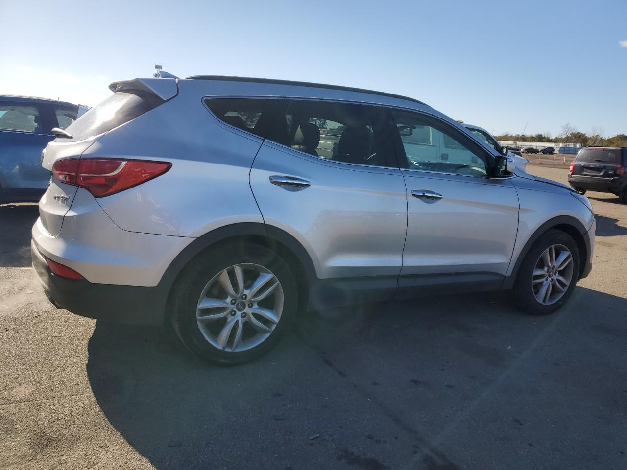 2013 Hyundai Santa Fe - Image 3