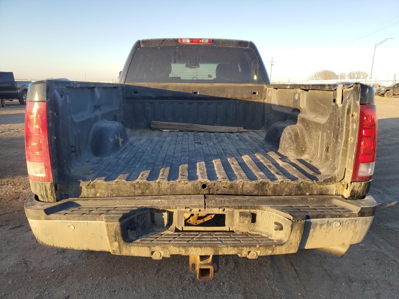 2009 GMC Sierra - Image 6