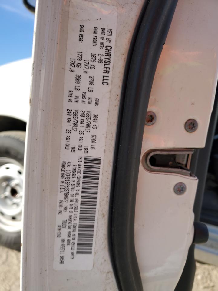 2009 Dodge RAM - Image 12