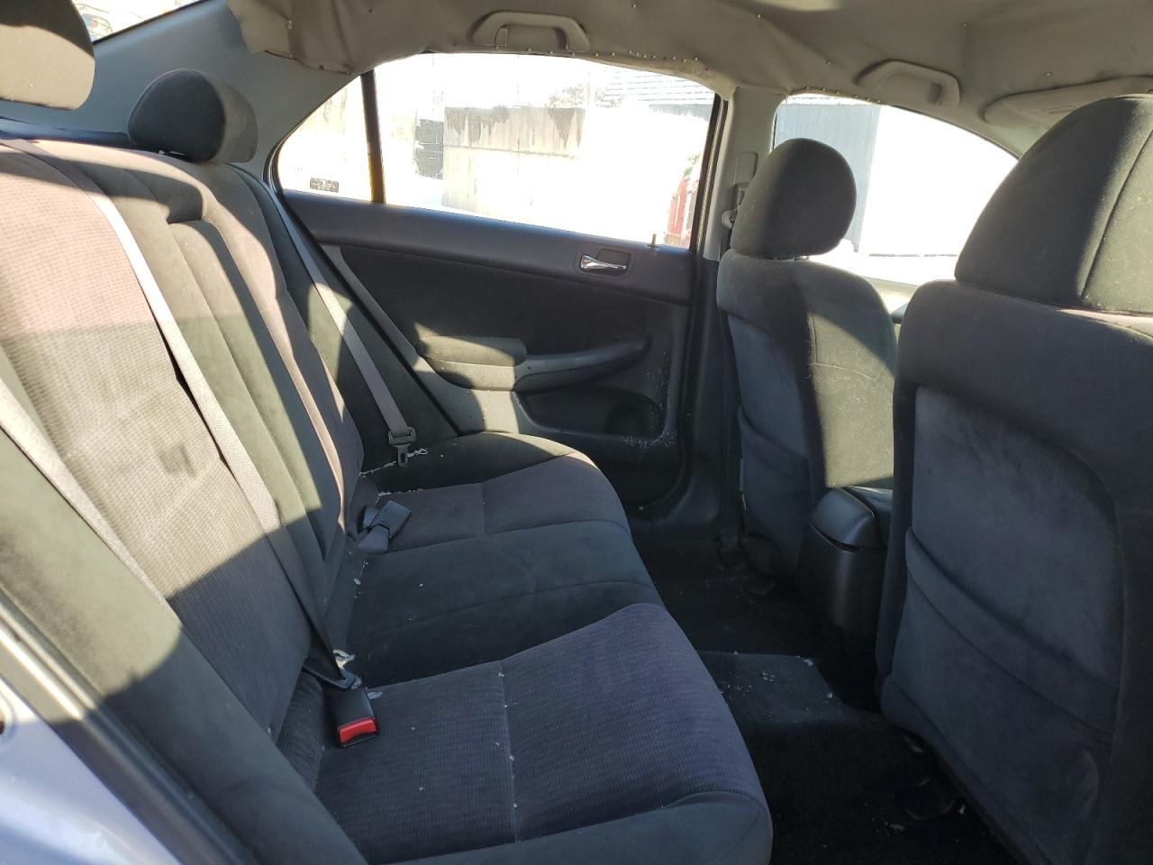2004 Honda Accord - Image 11