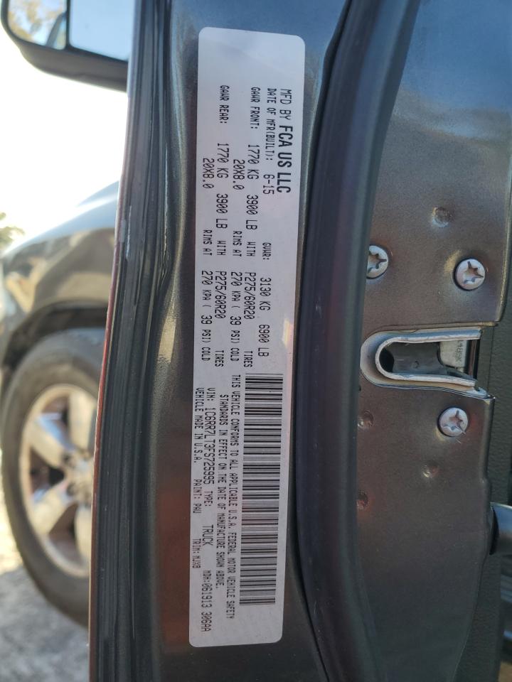 2015 RAM 1500 - Image 12