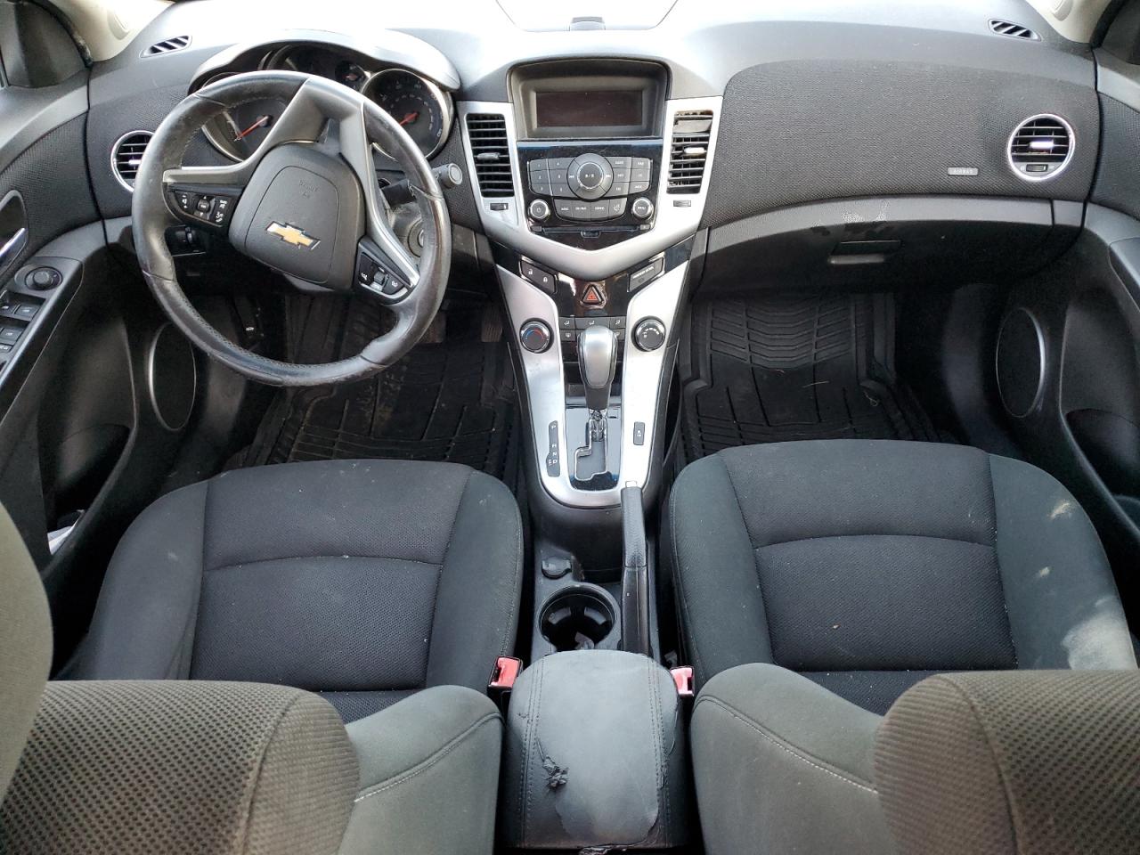 2012 Chevrolet Cruze - Image 8