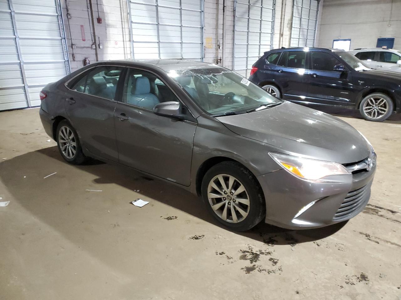 2016 Toyota Camry - Image 4
