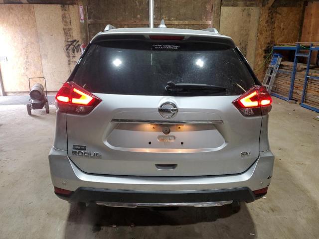  NISSAN ROGUE 2019 Srebrny