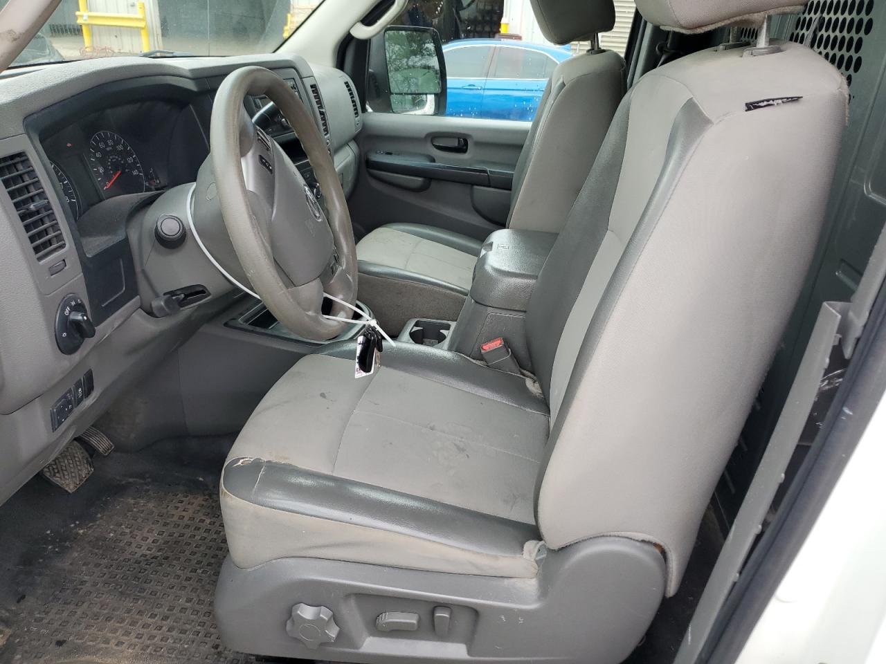 2014 Nissan NV - Image 7
