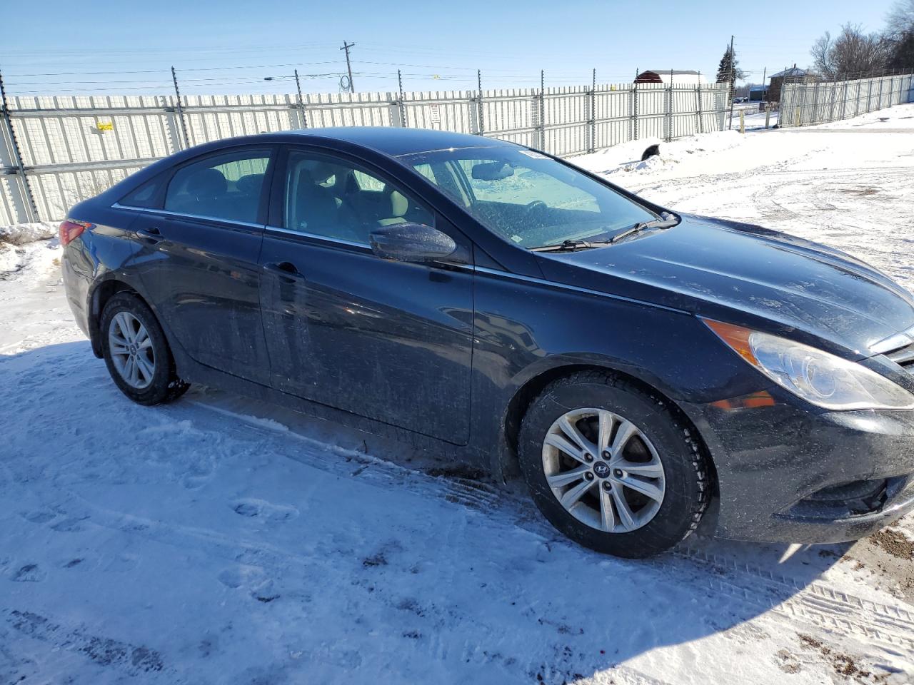 2012 Hyundai Sonata - Image 4