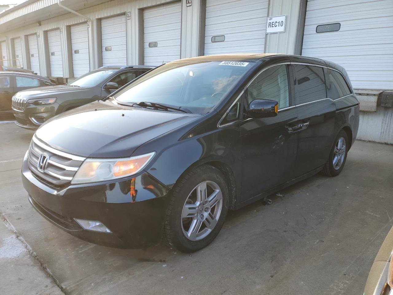 2013 Honda Odyssey - Image 1