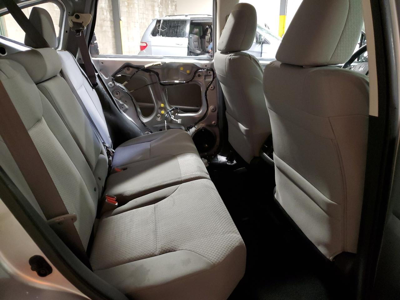2016 Honda CR-V - Image 11