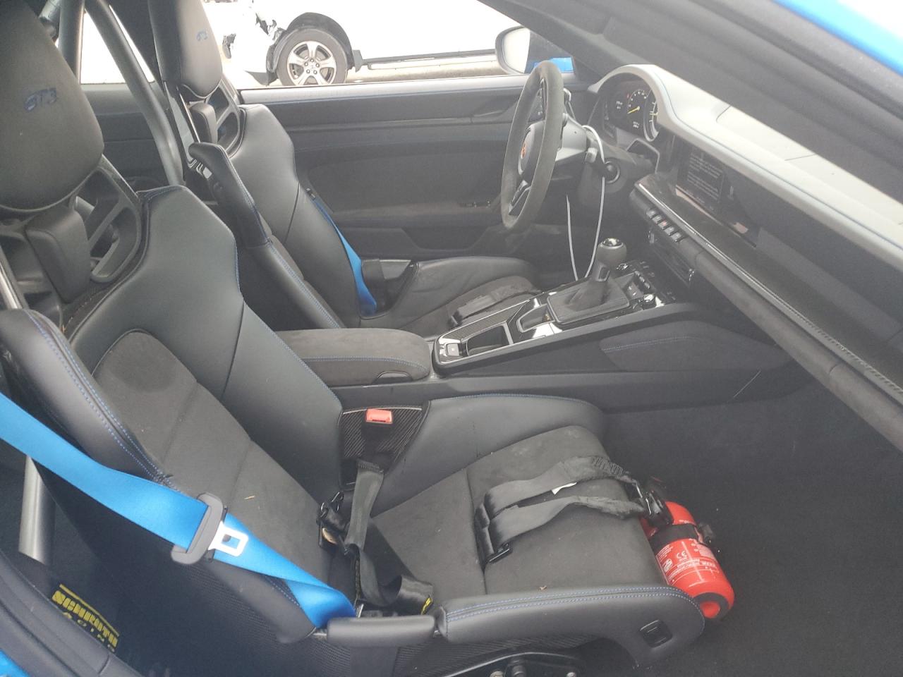 2022 Porsche 911 - Image 11