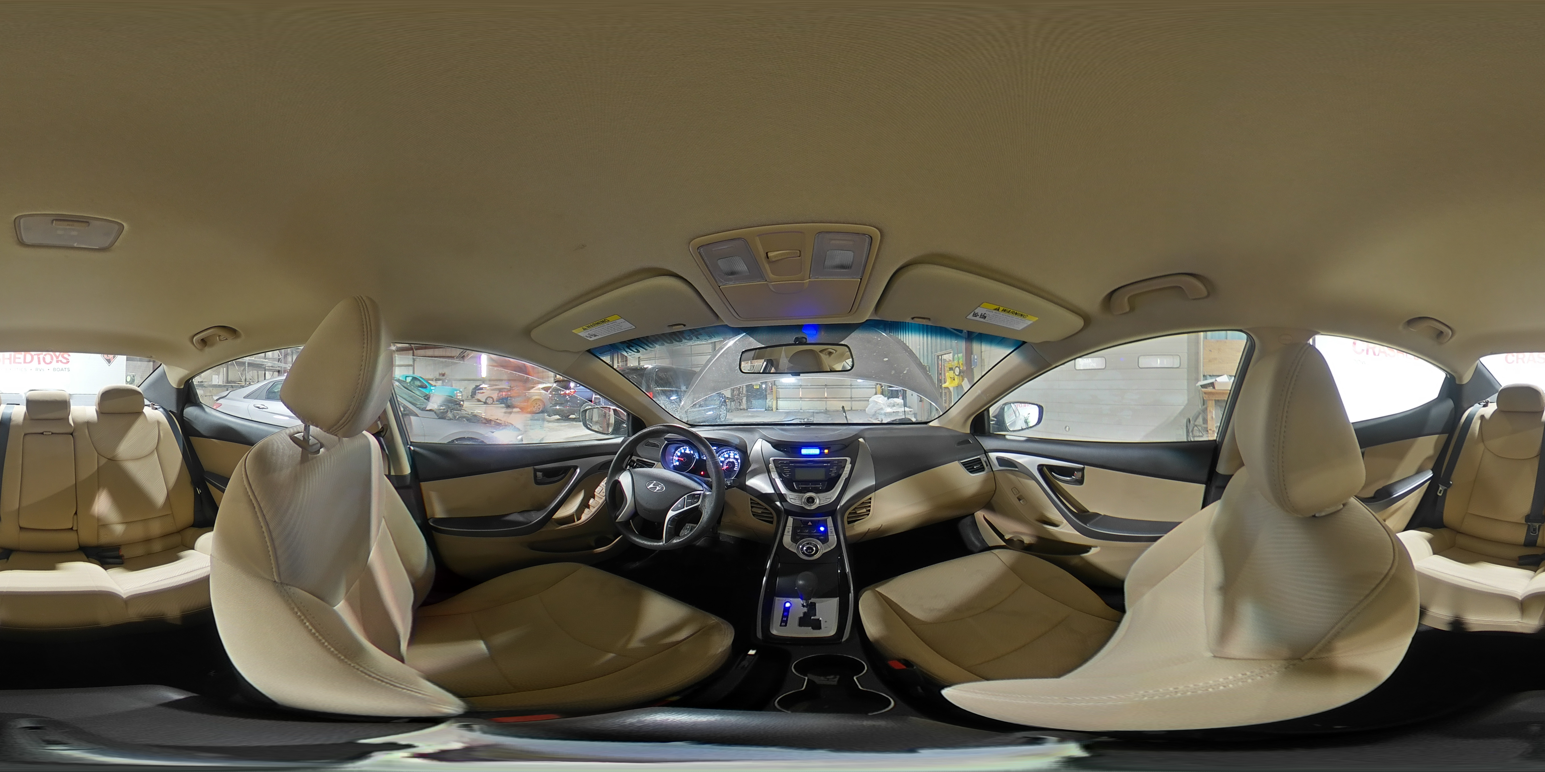 2012 Hyundai Elantra - Image 12