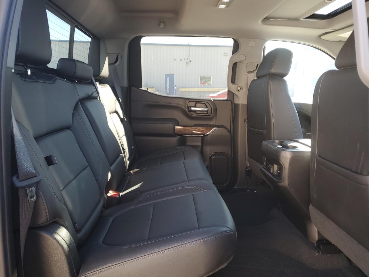 2019 Chevrolet Silverado - Image 10