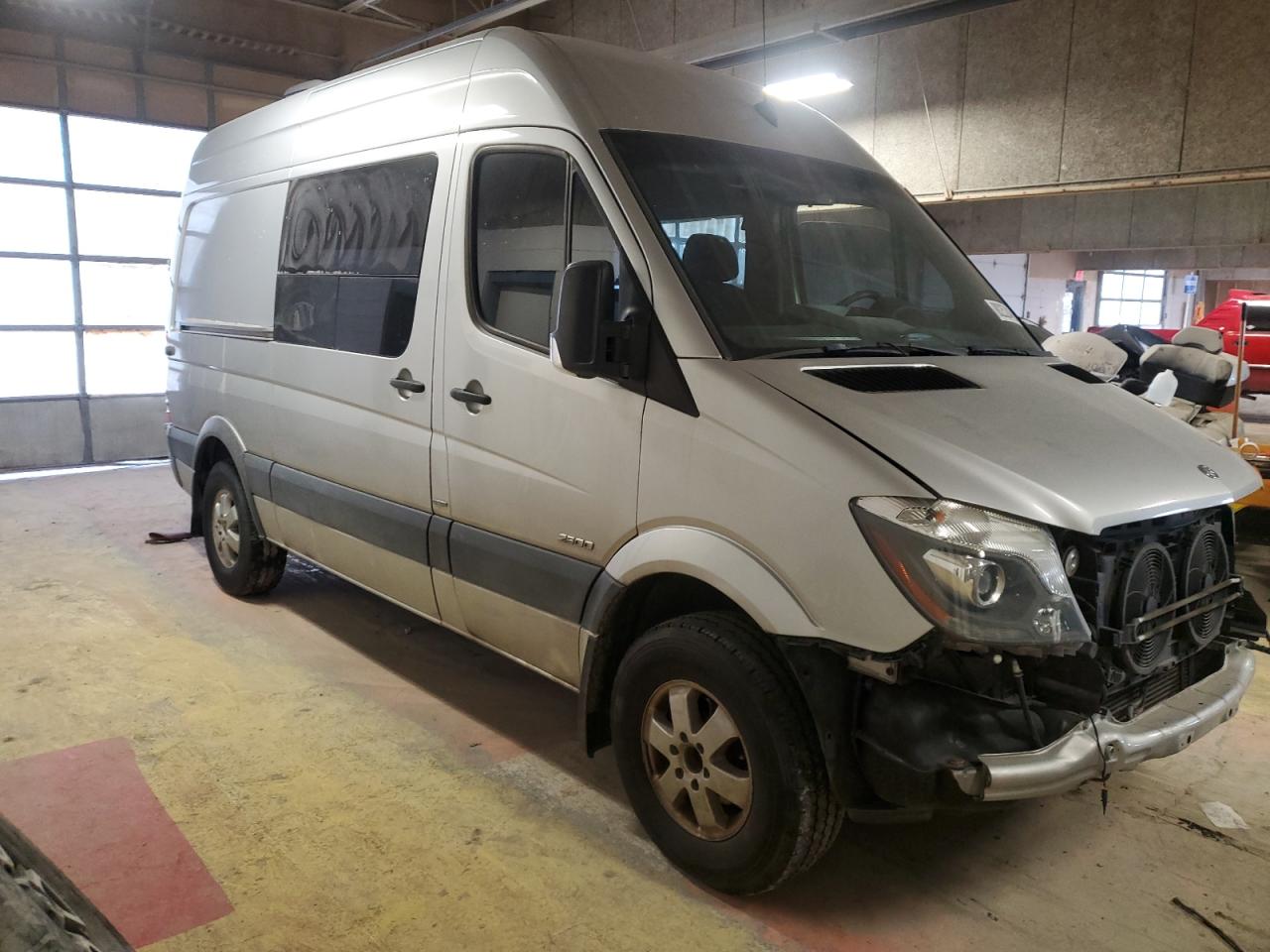 2014 Mercedes-Benz Sprinter - Image 4