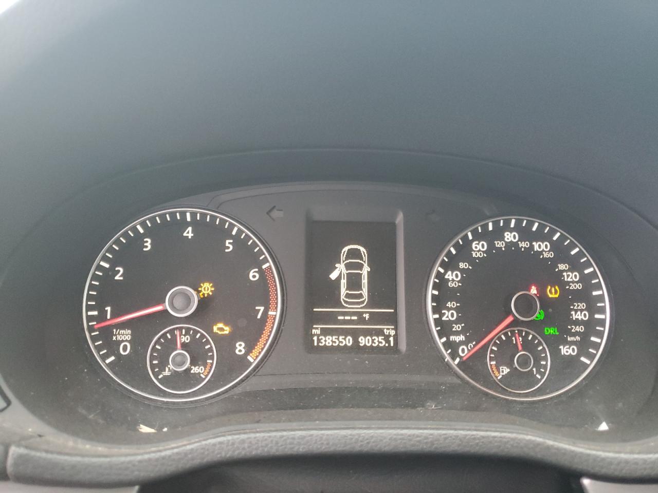 2014 Volkswagen Passat - Image 9