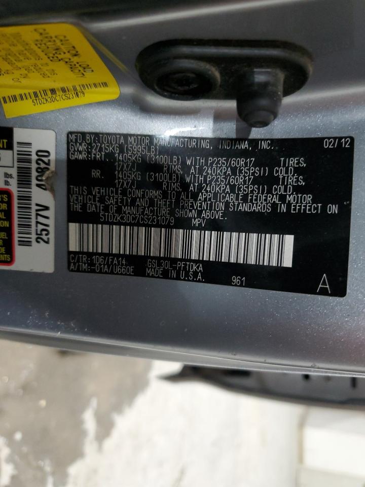 2012 Toyota Sienna - Image 16
