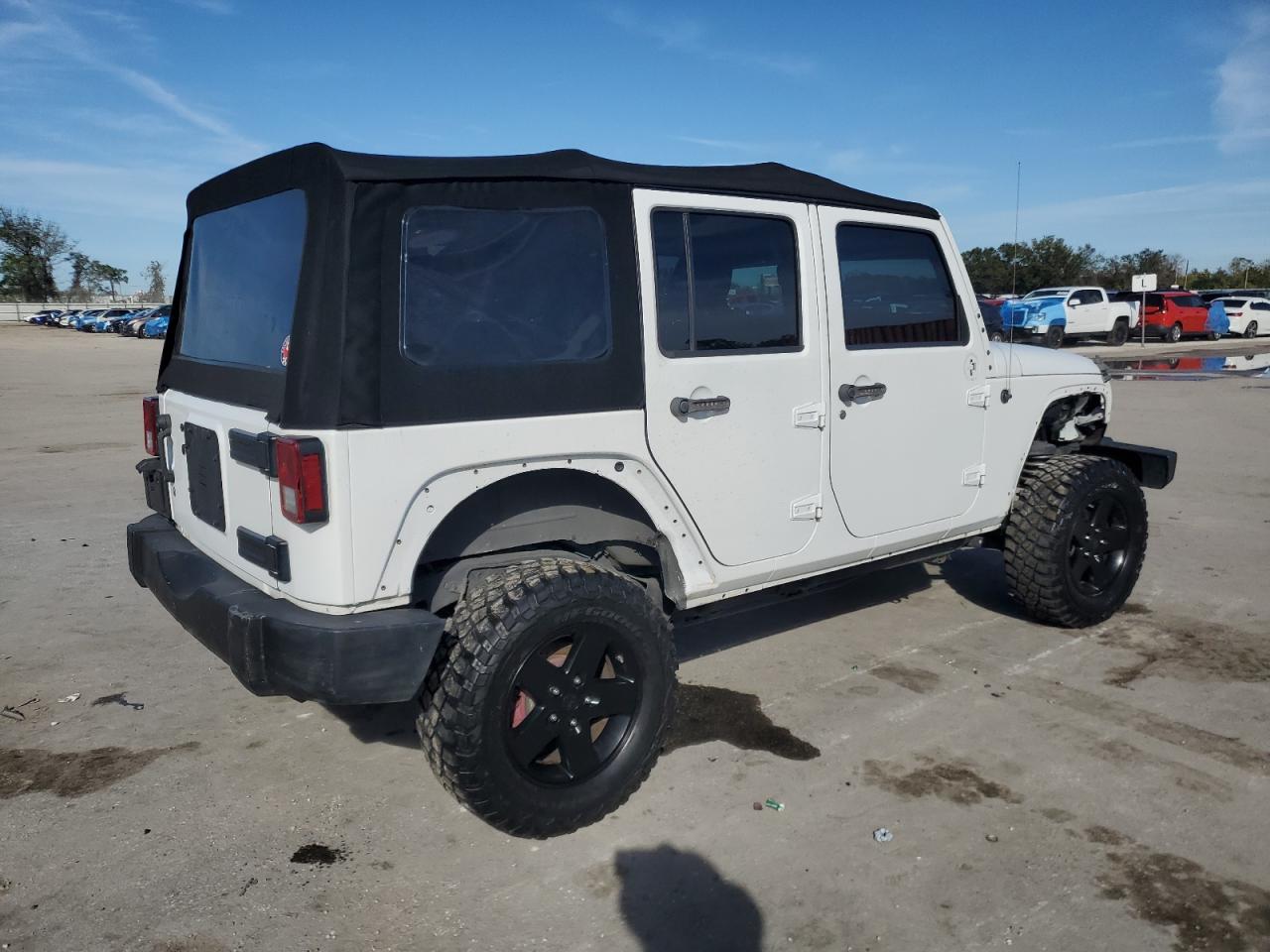 2015 Jeep Wrangler - Image 3