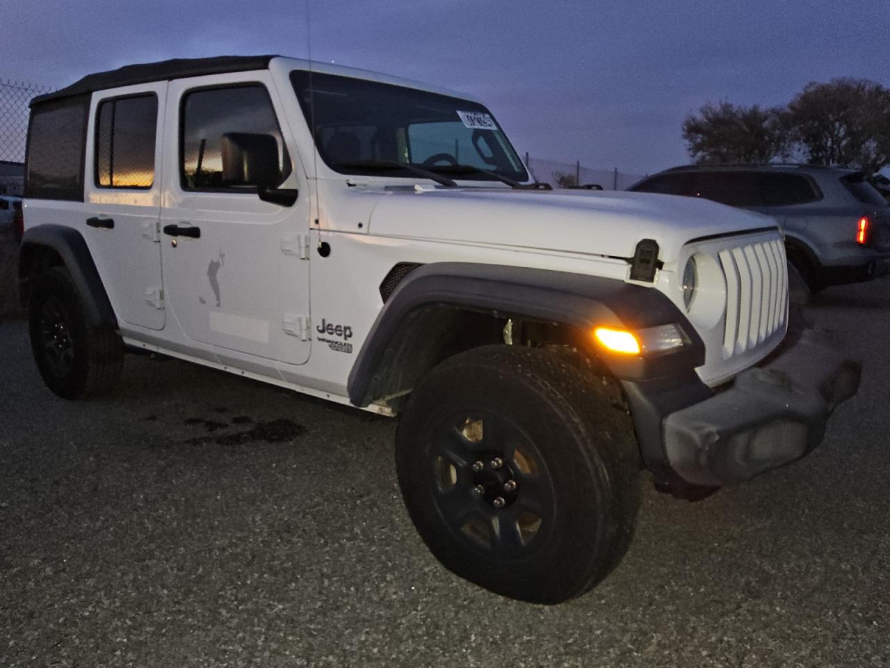 2018 Jeep Wrangler - Image 4