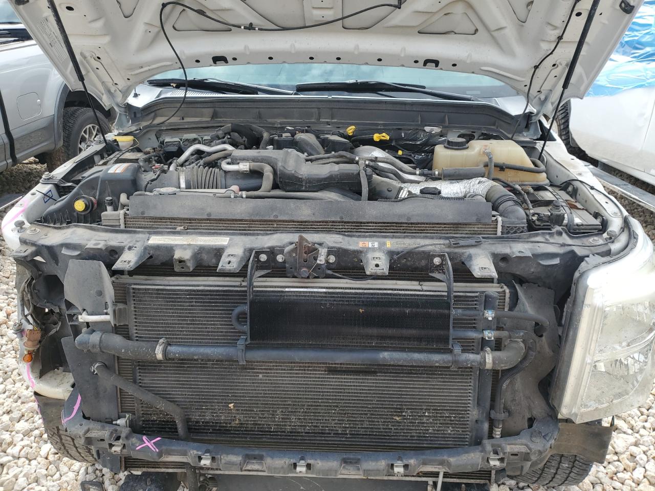 2015 Ford F350 - Image 11