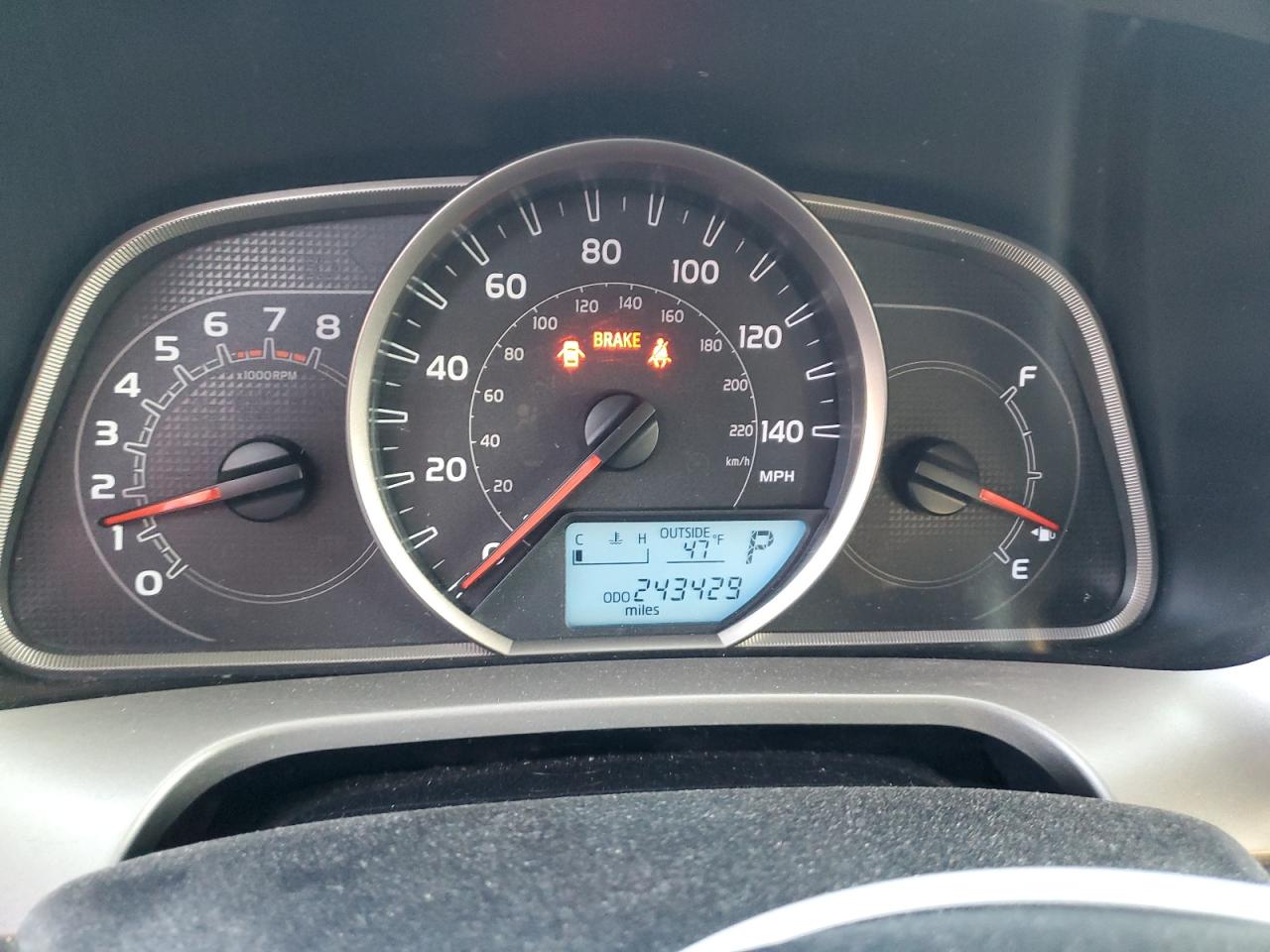 2014 Toyota RAV 4 - Image 9