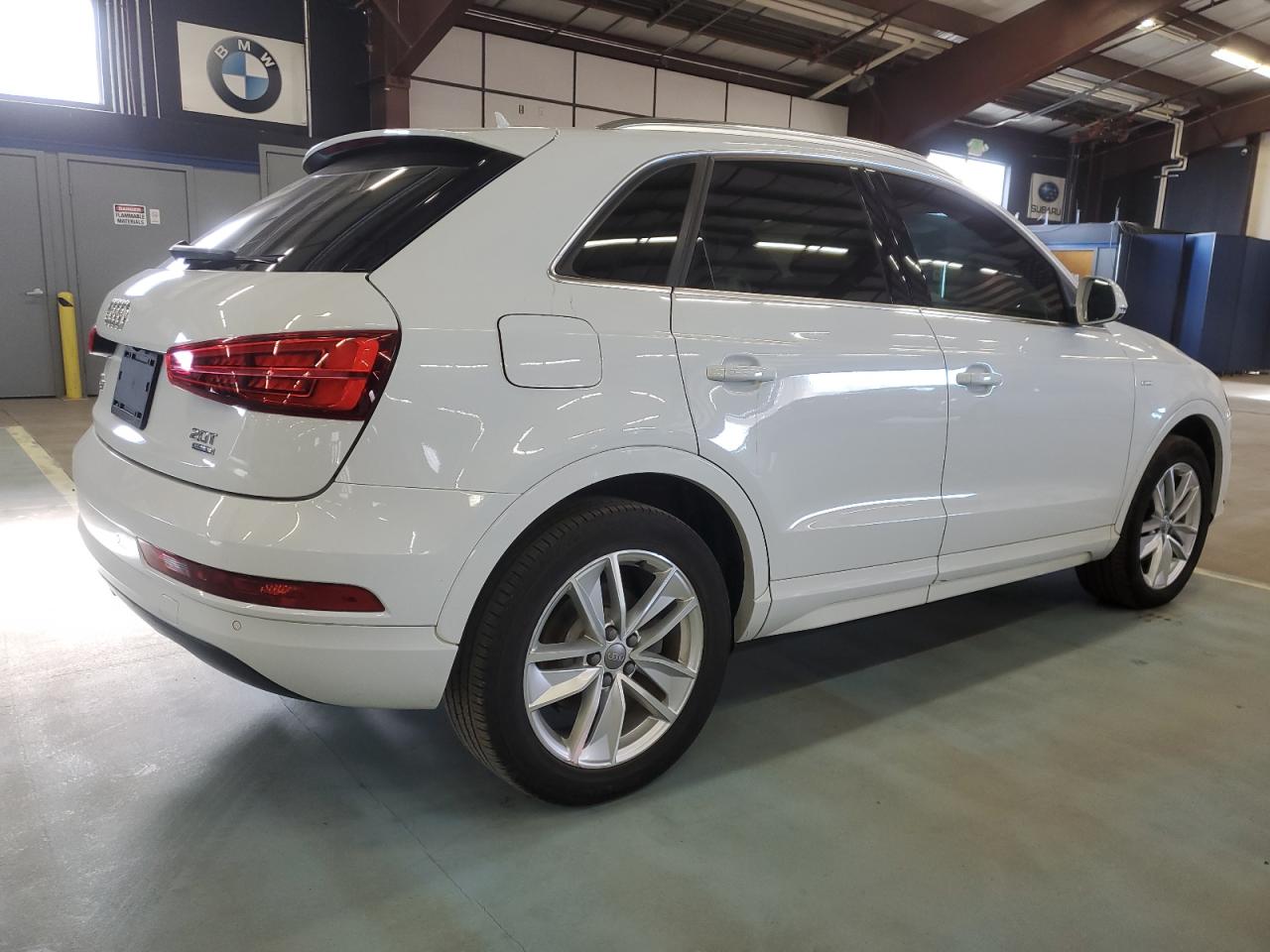 VIN WA1JCCFS5JR021150 2018 AUDI Q3 no.3