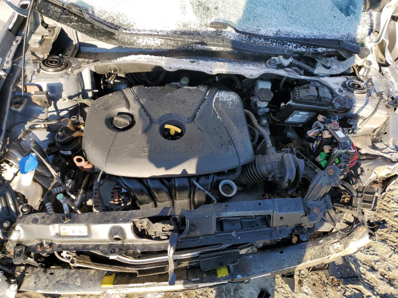 2013 Hyundai Elantra - Image 11