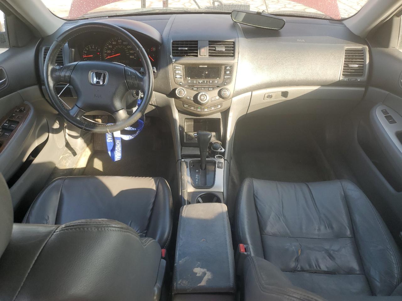 2003 Honda Accord - Image 8