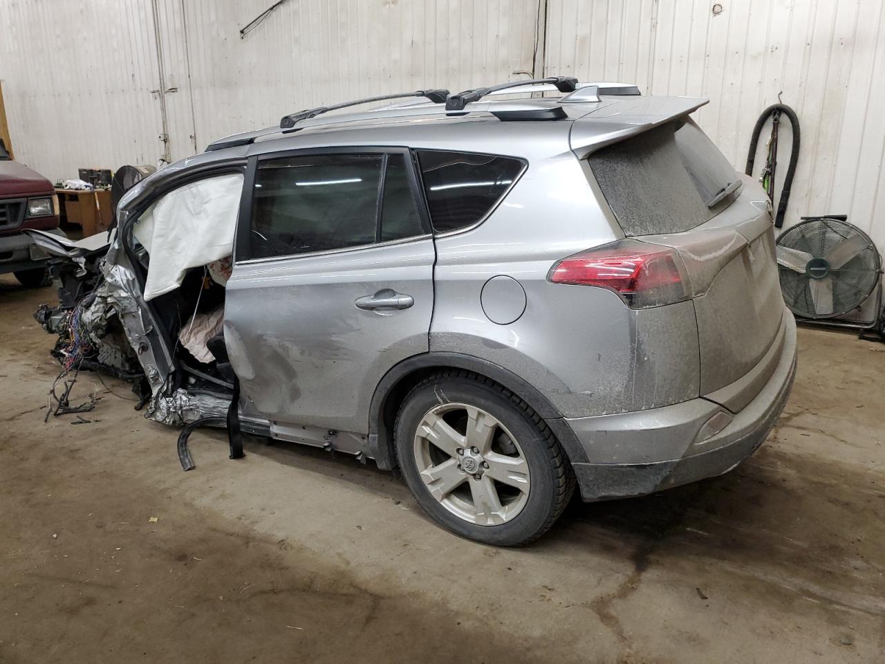 2016 Toyota RAV 4 - Image 2