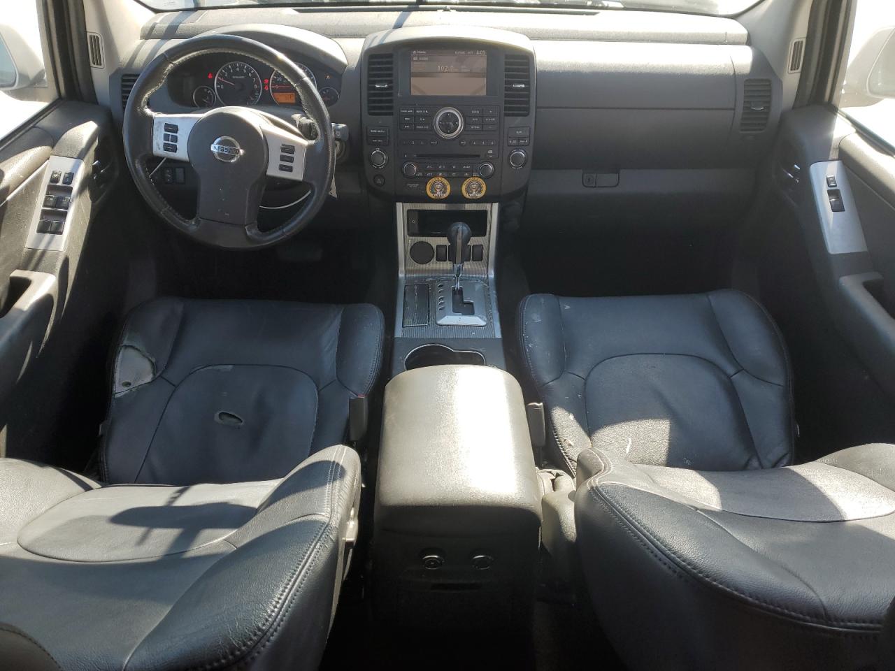 2012 Nissan Pathfinder - Image 8