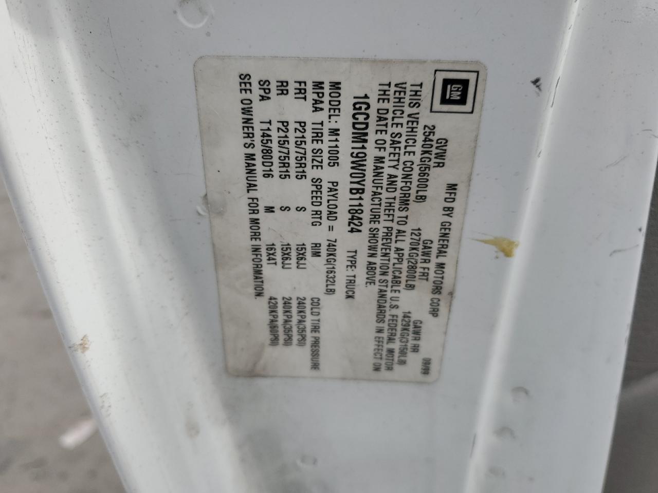2000 Chevrolet Astro - Image 15