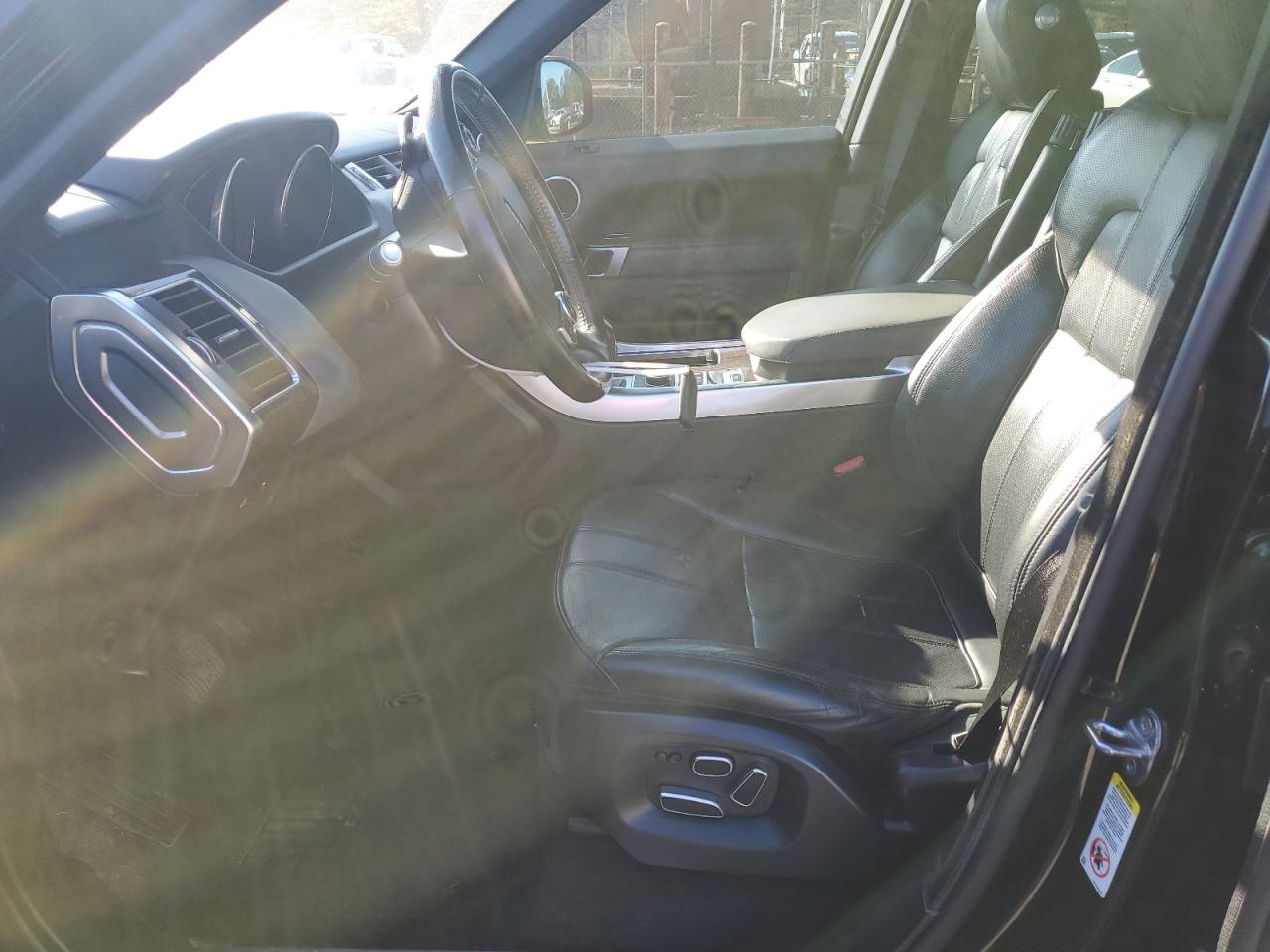 2015 Land Rover Range Rover - Image 7