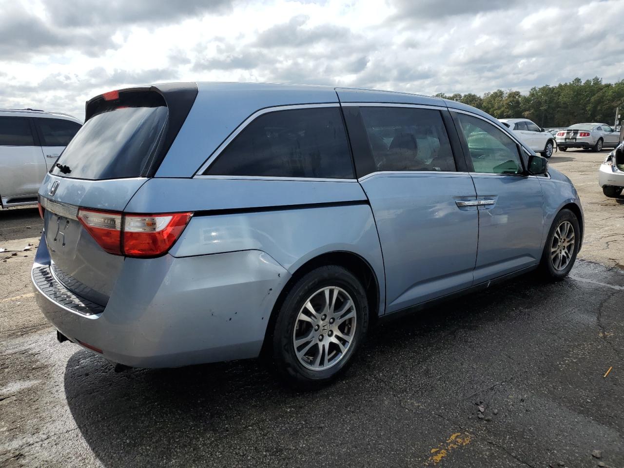 2013 Honda Odyssey - Image 3