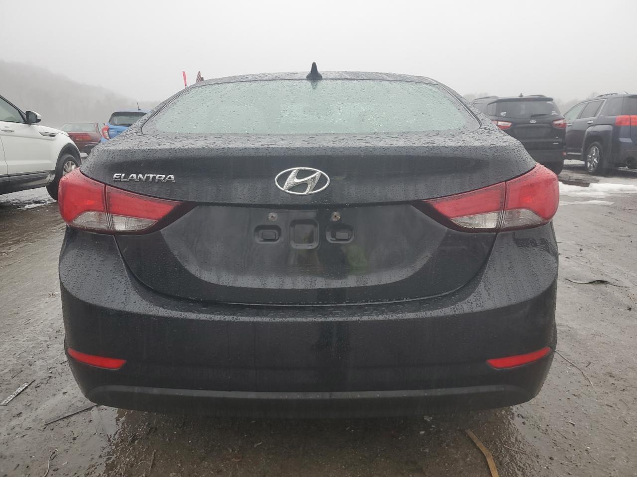 2014 Hyundai Elantra - Image 6