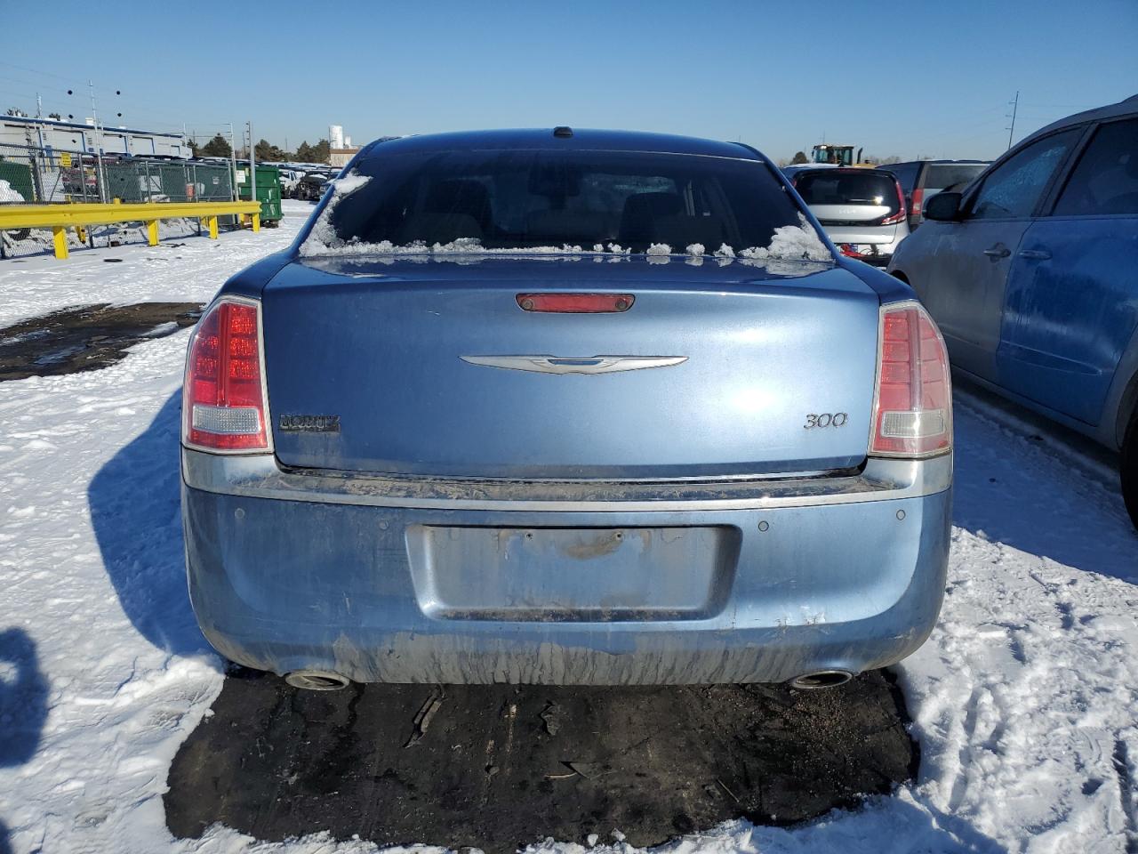 2011 Chrysler 300 - Image 6