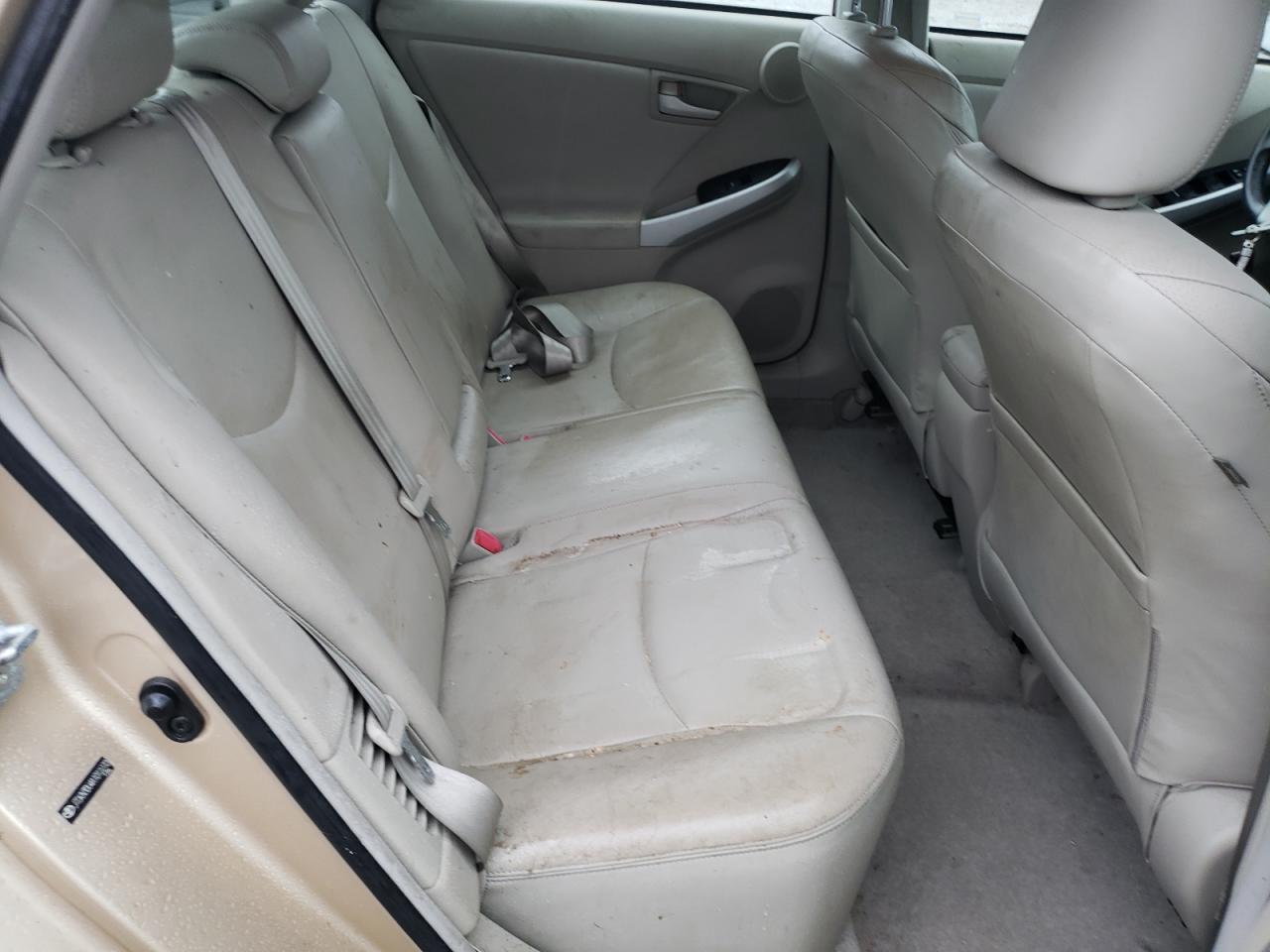 2010 Toyota Prius - Image 10