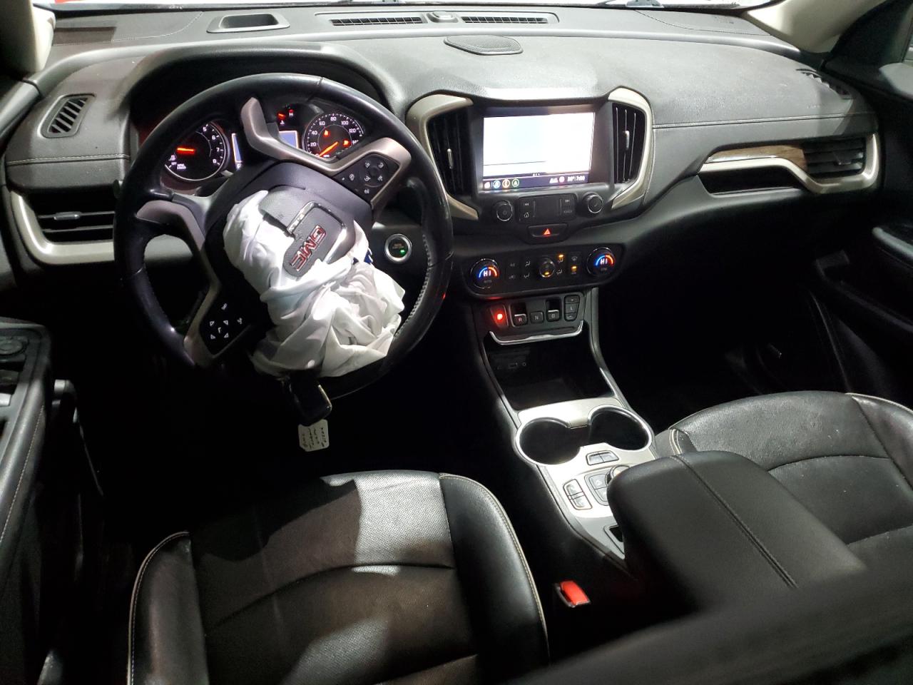 2020 GMC Terrain - Image 8