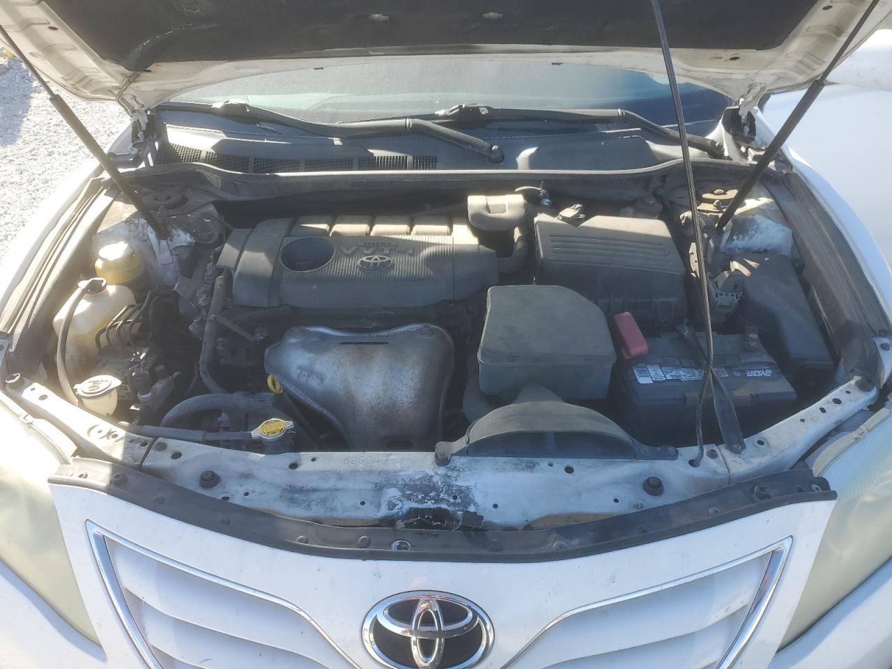 2011 Toyota Camry - Image 11