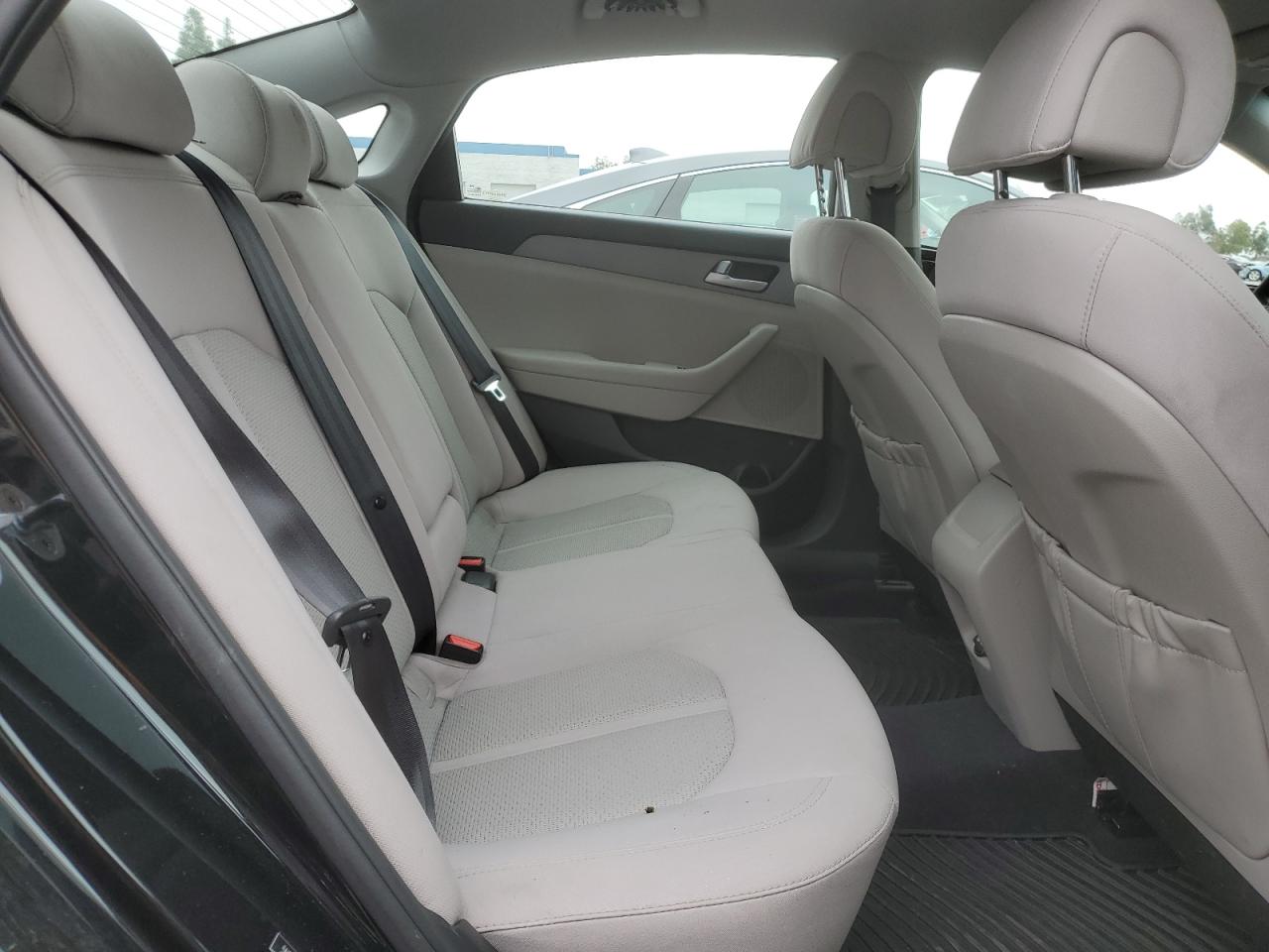 2017 Hyundai Sonata - Image 10